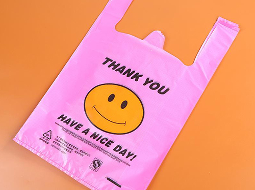 威海塑料包装袋对现在的工业和生活都有什么样的优点呢？